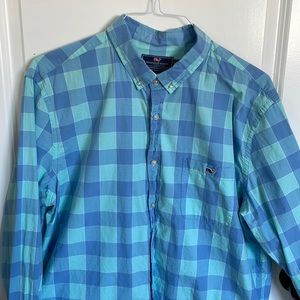 Vineyard Vines Mens button down shirt
